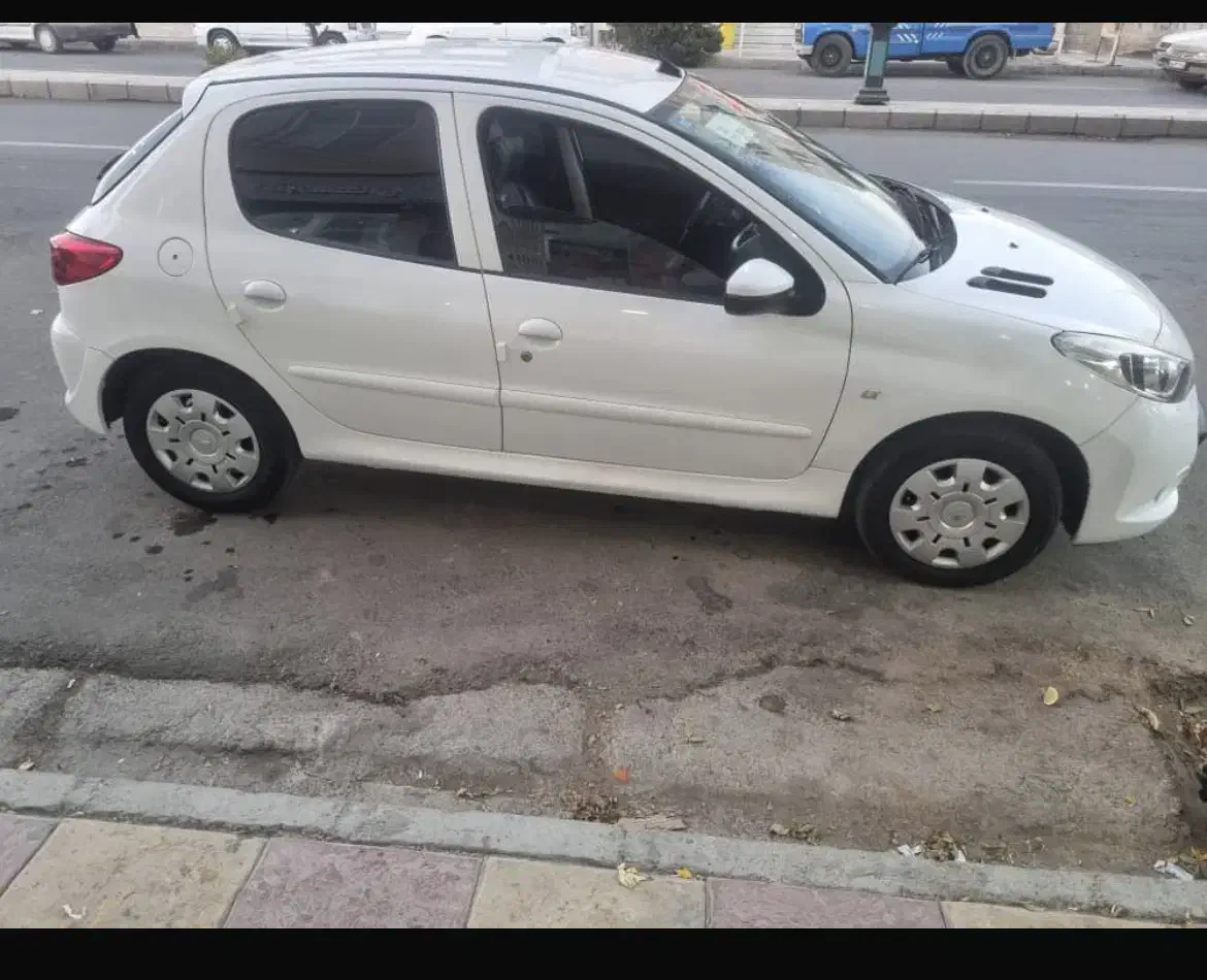 پژو۲۰۷ tu3 مدل۴۰۲|خودرو سواری و وانت|کرمان, |دیوار