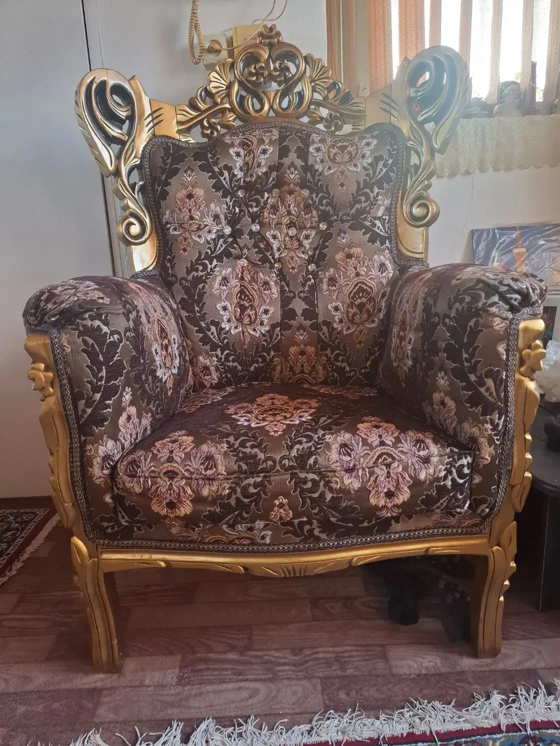 مبل ۹ نفره طرح استیل کاملا سالم و تمیز|مبلمان خانگی و میز عسلی|بندر انزلی, مسکن مهر|دیوار