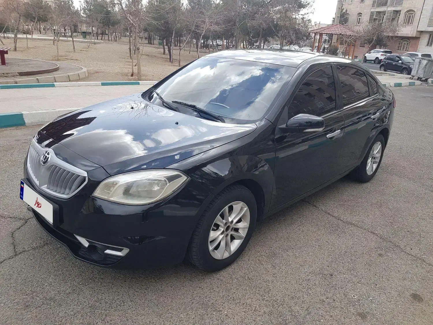 برلیانس ۳۳۰ بی رنگ|خودرو سواری و وانت|تهران, سازمان برنامه شمالی|دیوار