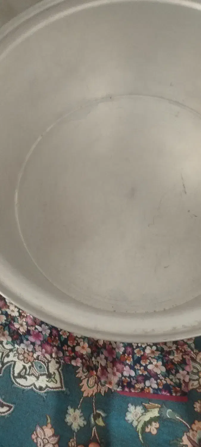 قابلمه روحی بزرگ|ظروف پخت‌وپز|قزوین, |دیوار