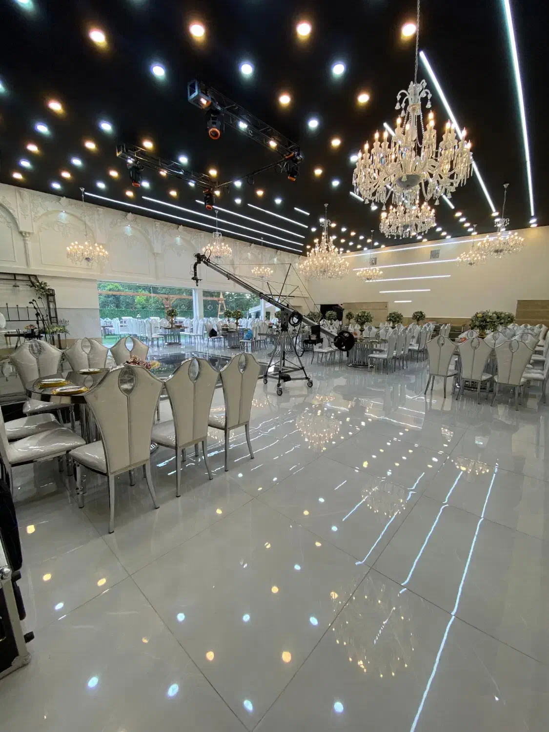 باغ تالار عمارت لاکچری بدون ورودی عروسی عقد|خدمات پذیرایی، مراسم|تهران, چیتگر جنوبی|دیوار