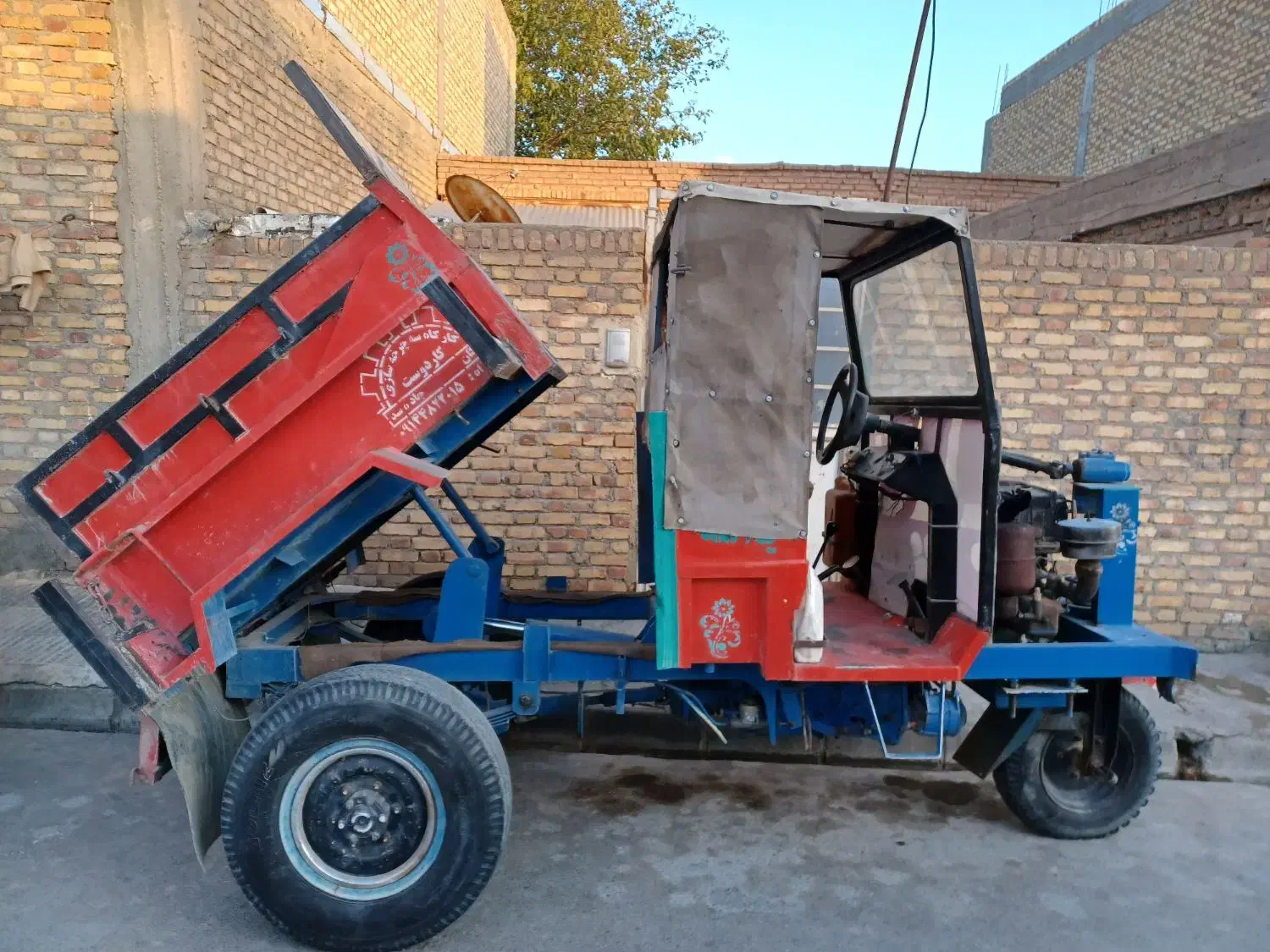 سه چرخه (دامپر)شاسی ۱۰توپر جک جفت بازو|خودرو سنگین|اشنویه, |دیوار