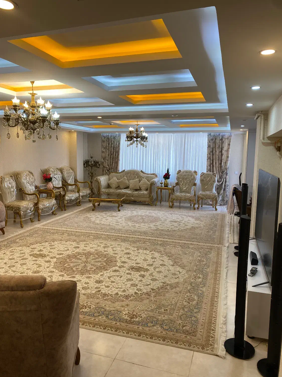 اجاره آپارتمان ۱۳۰متری شهرک دانشگاه کلید نخورده|اجارهٔ آپارتمان|سقز, |دیوار