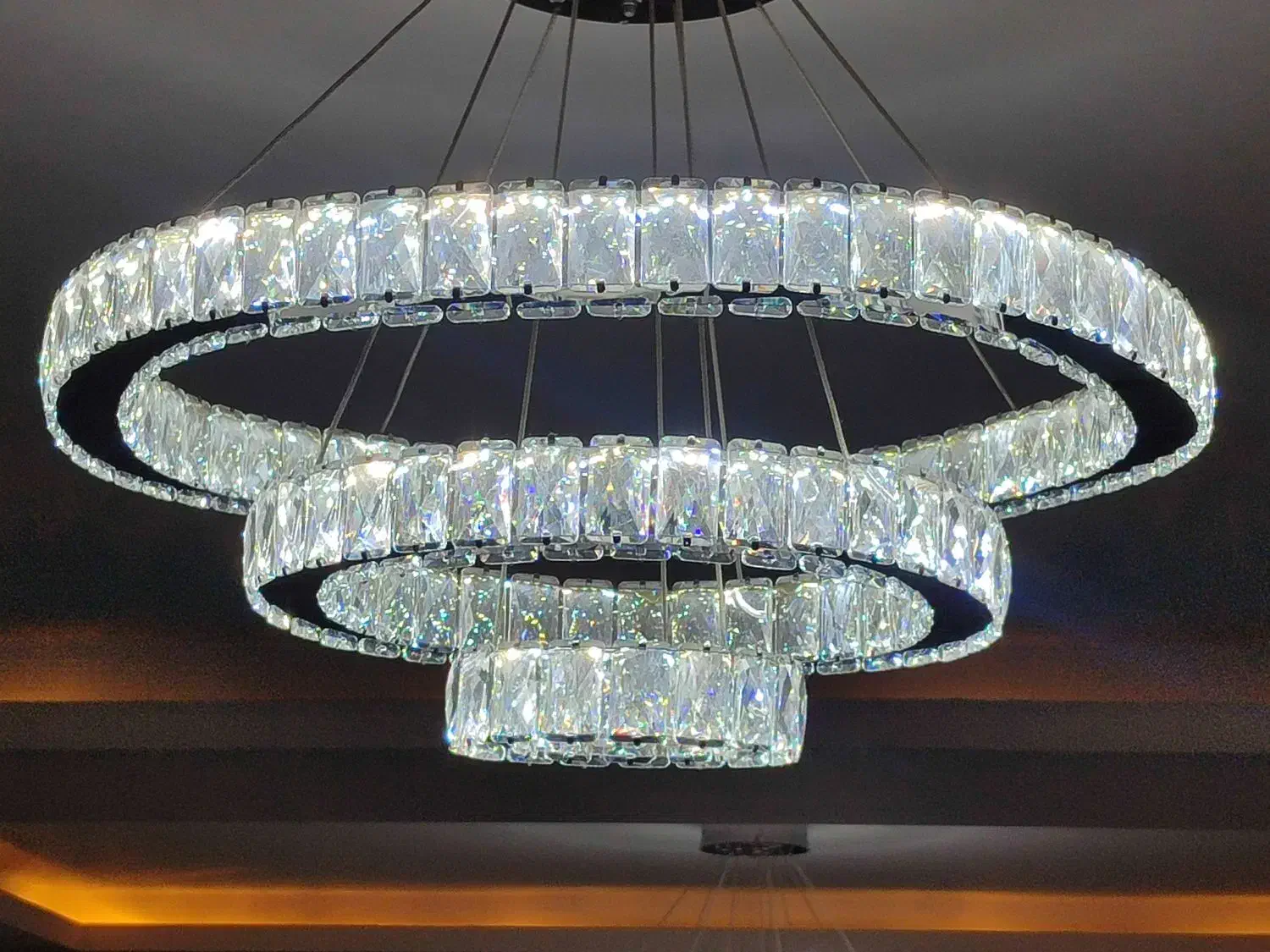 لوستر کهکشانی کریستالی|لوستر و چراغ آویز|تهران, شهرک ولیعصر جنوبی|دیوار