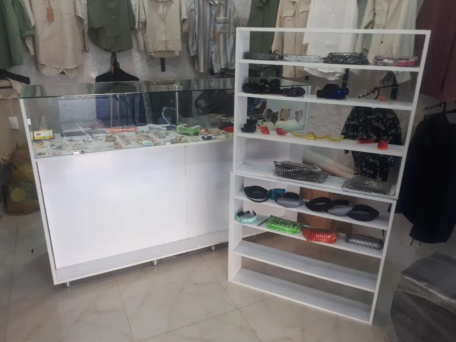 ویترین سه تیکه|بوفه، ویترین، کنسول|آبدانان, |دیوار