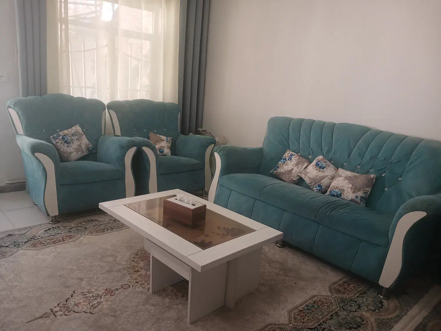 مبل|مبلمان خانگی و میز عسلی|کرج, کلاک پایین|دیوار