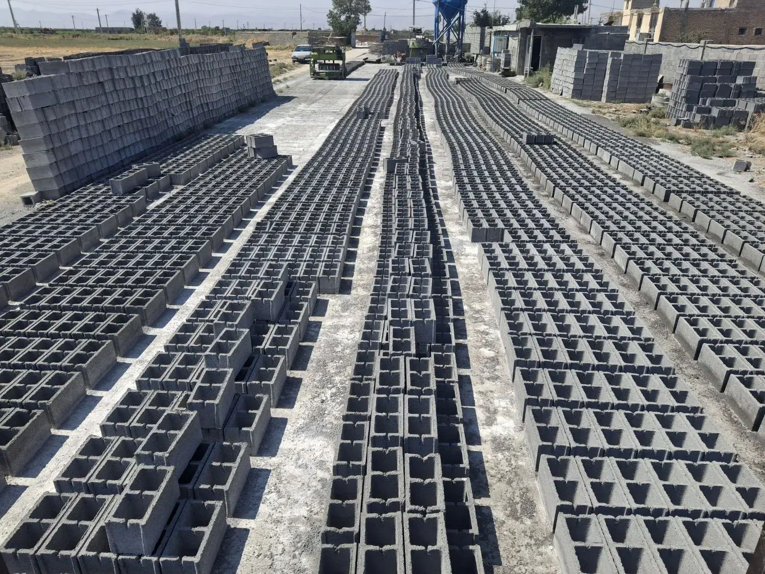 نیازمند  کارگر ماهر جهت کارگاه تیرچه بلوک|استخدام معماری، عمران و ساختمانی|درودزن, |دیوار