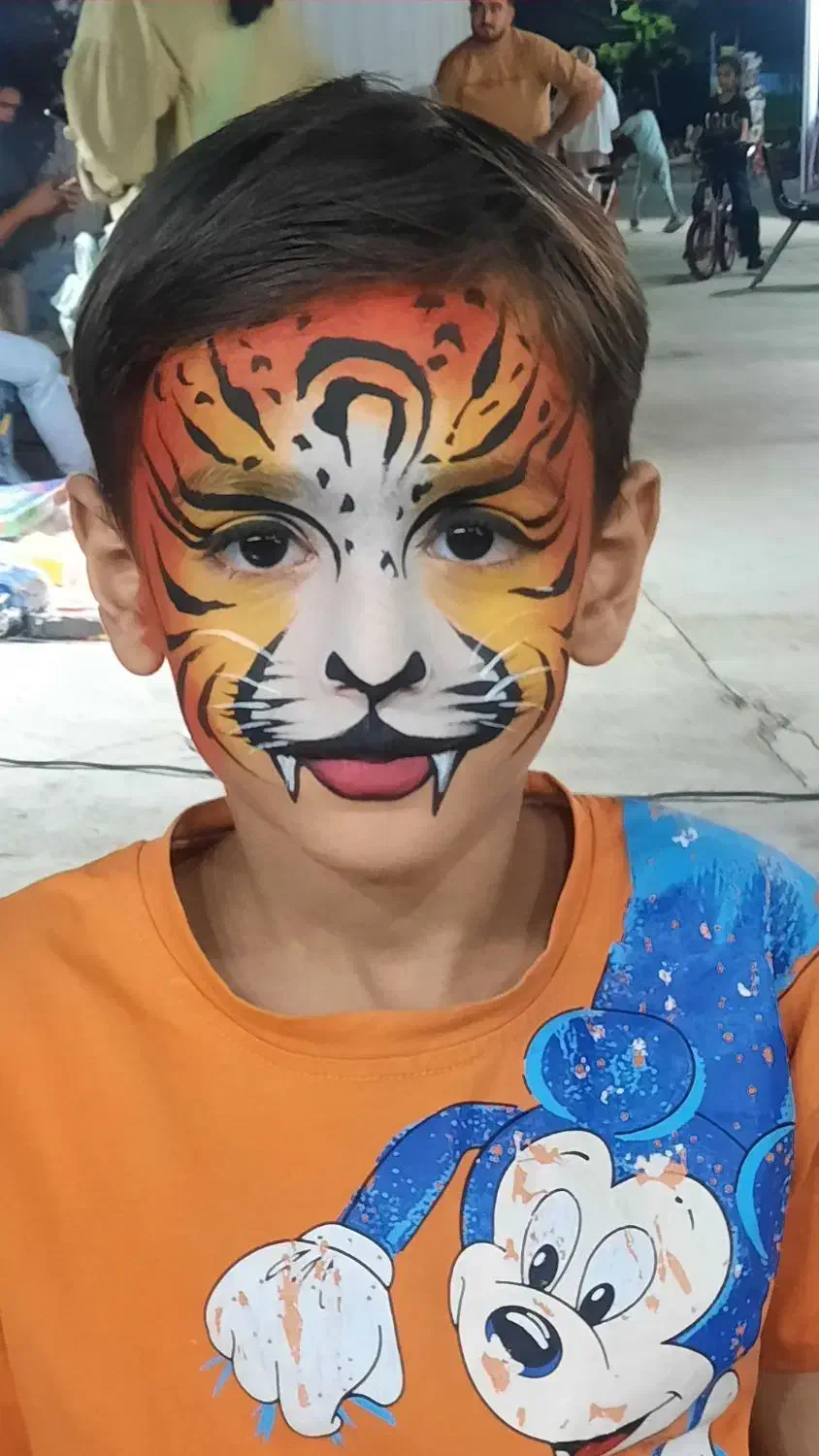 گریم (نقاشی ) صورت کودکان|خدمات پذیرایی، مراسم|صدرا-فارس, فاز ۱|دیوار