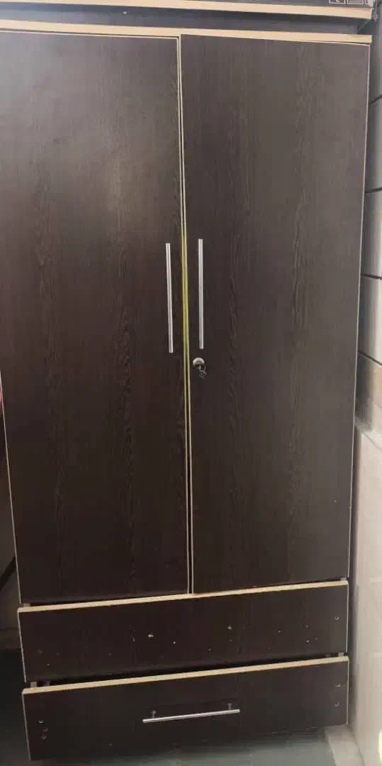 کمد لباسی|جاکفشی، کمد، دراور|زرین دشت (فارس), |دیوار