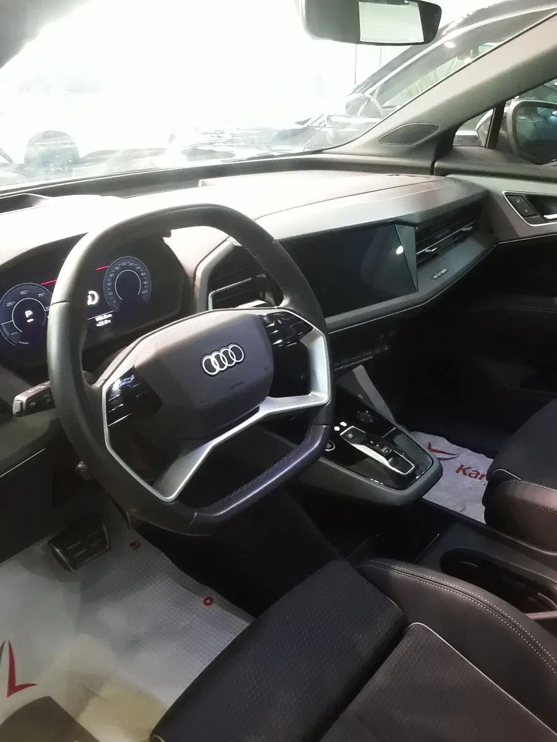 آئودی Q5 سفید تیپ ۴ مدل ۲۰۲۴|خودرو سواری و وانت|تهران, سهروردی|دیوار