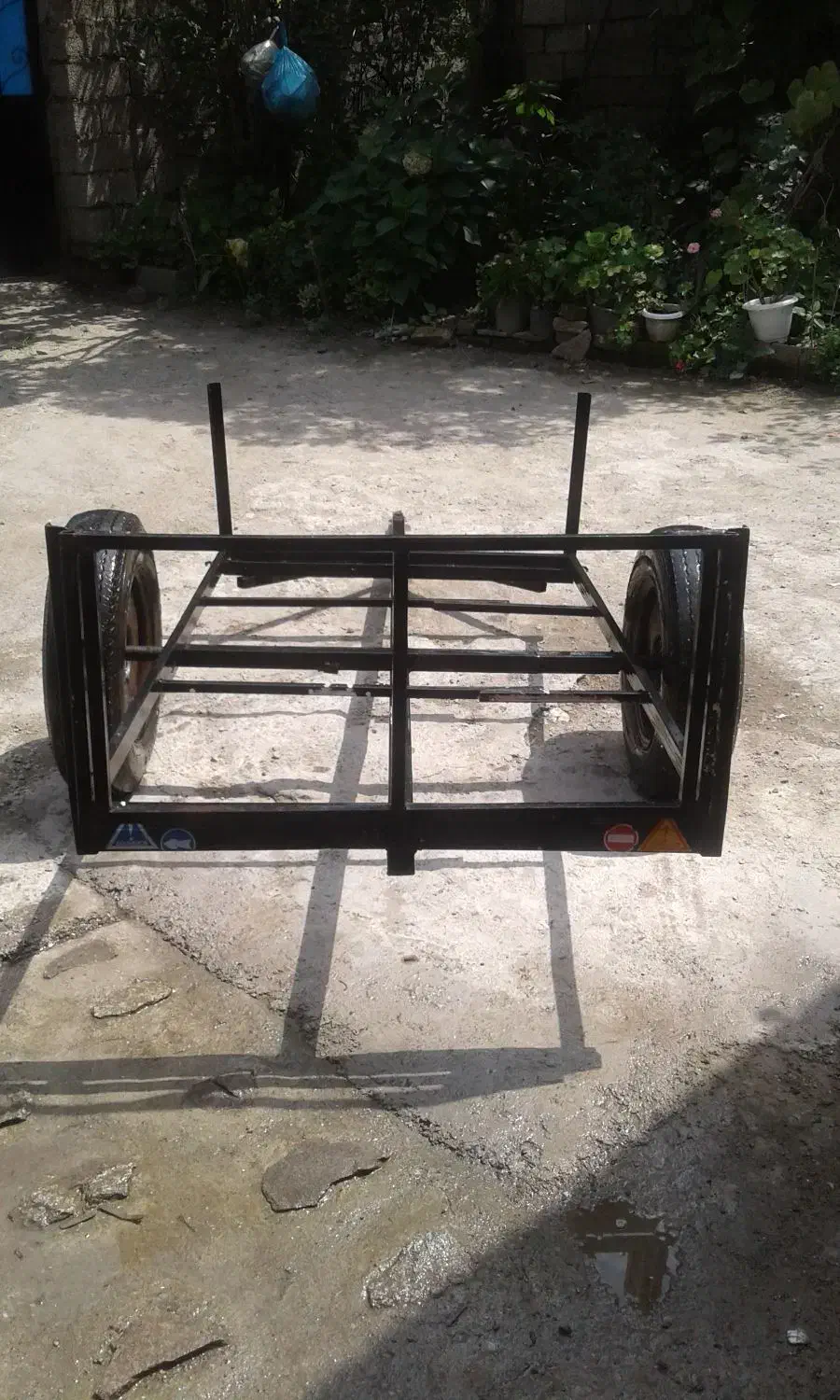 یدکش یا گاری|ابزارآلات|رشت, جانبازان|دیوار