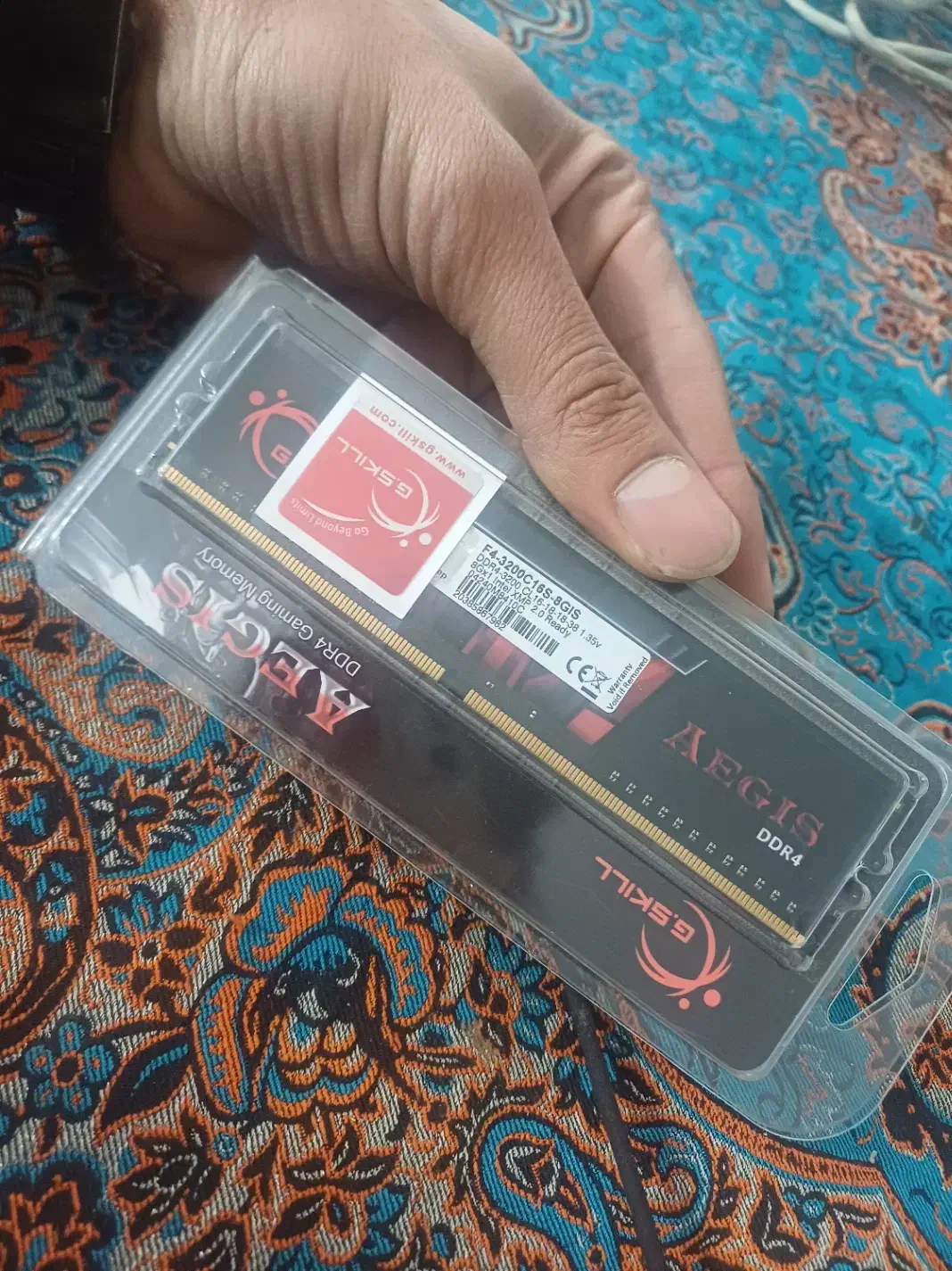 رم 8G گیمینگ 3200|قطعات و لوازم جانبی رایانه|آبسرد, |دیوار