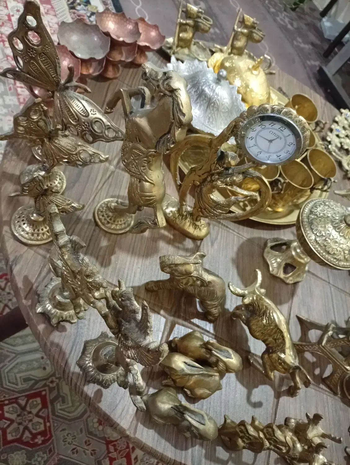 باسلام بخاطر کمبودجاوجابجایی یکجابفروش میرسن|مجسمه، تندیس، ماکت|بروجرد, |دیوار