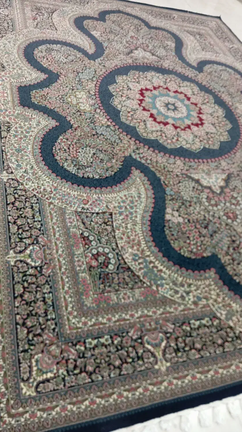 دوتخته فرش ۱۲متری در حد نونو|فرش|کرج, فاز ۵ مهرشهر|دیوار