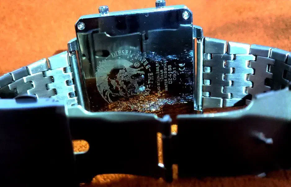 ساعت دیزل|ساعت|شیراز, شهرک گلستان|دیوار