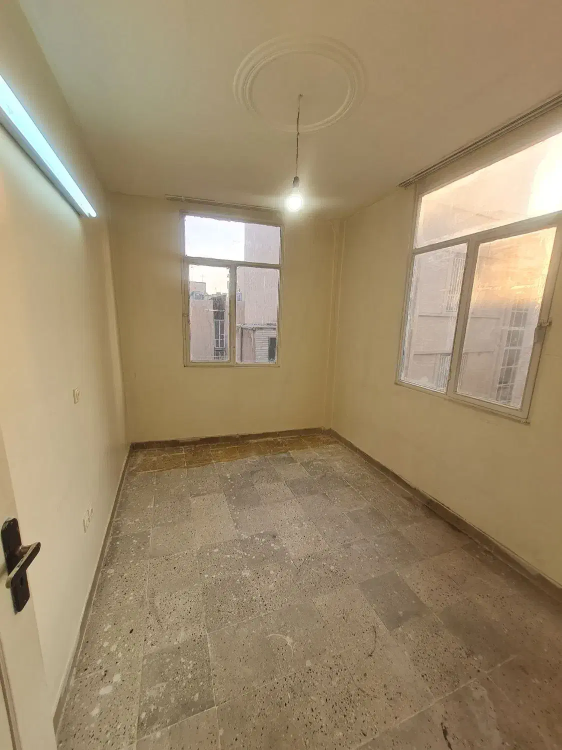 آپارتمان مسکونی