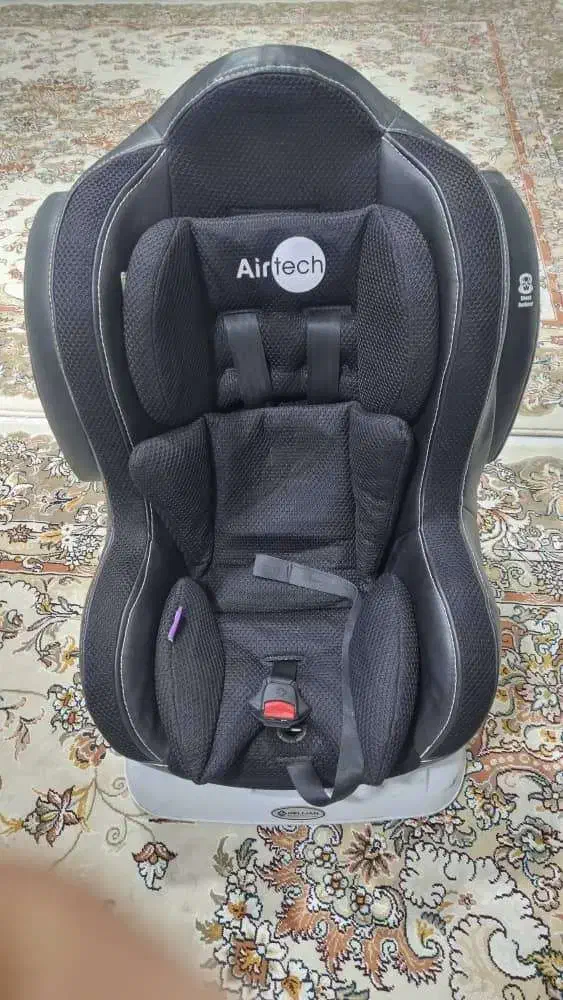 صندلی ماشین کودک و صندلی غذا خارجی۲تومن|تخت و صندلی بچه|دزفول, |دیوار