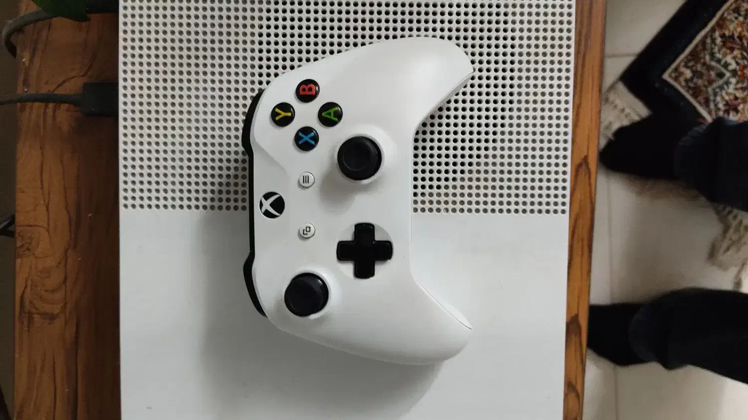 کنسول xbox one s در حد نو|کنسول، بازی ویدئویی و آنلاین|اصفهان, سعادت‌آباد|دیوار