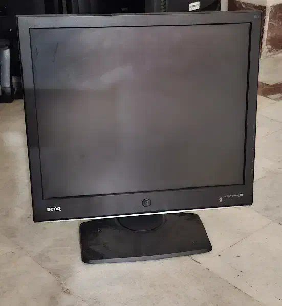 مانیتور ۱۷ اینچ|قطعات و لوازم جانبی رایانه|سمنان, |دیوار