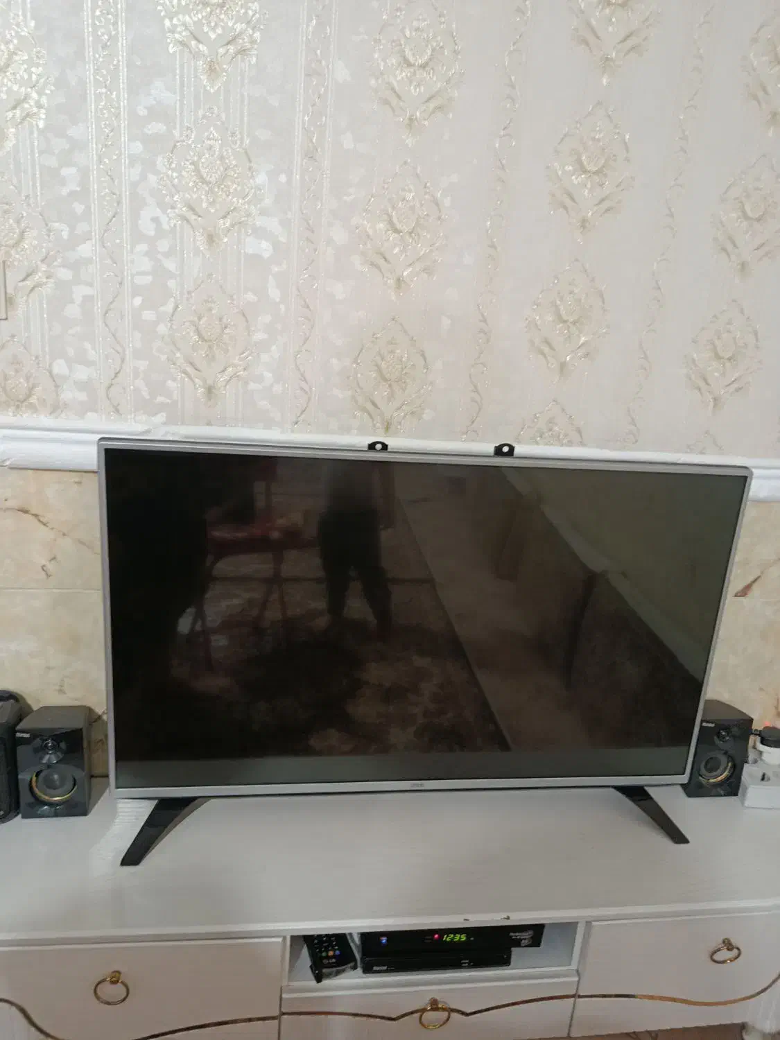 تلویزیون 43 ال جی درحدنو بدونه کوچکترین ایراد|تلویزیون و پروژکتور|هشتگرد, شهرک راه آهن|دیوار