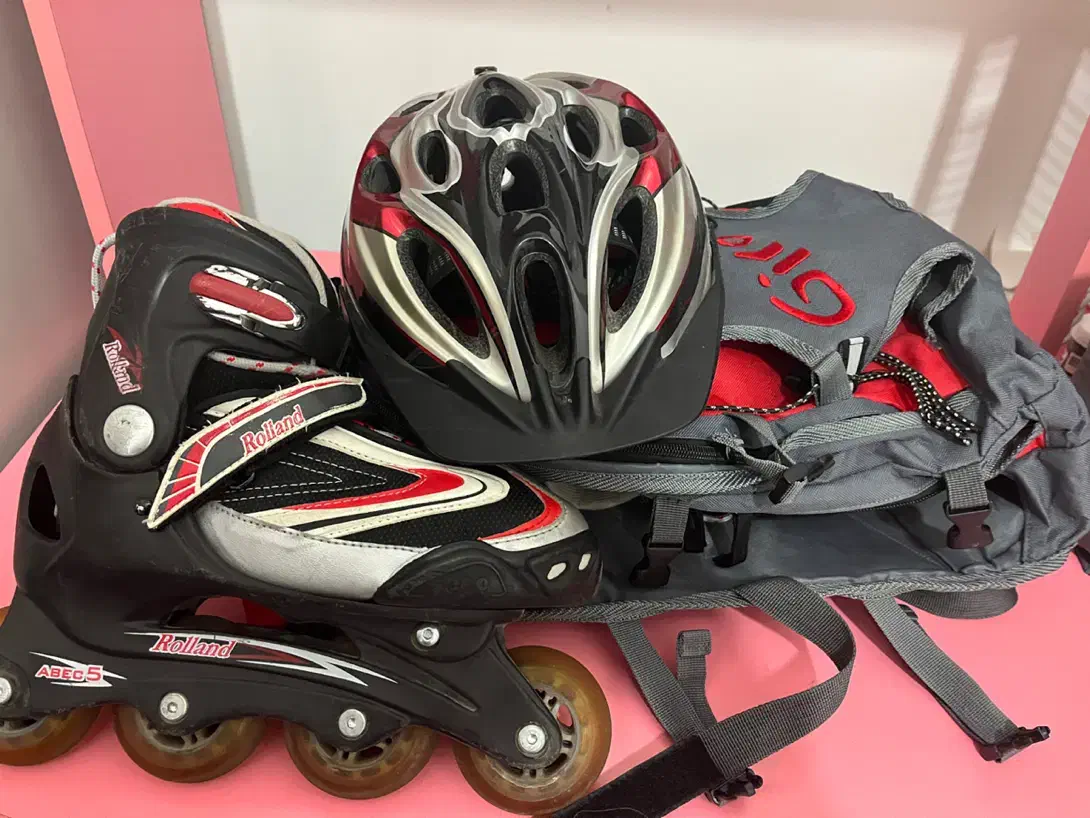 اسکیت همراه کلاه و کیف|دوچرخه، اسکیت، اسکوتر|آمل, |دیوار