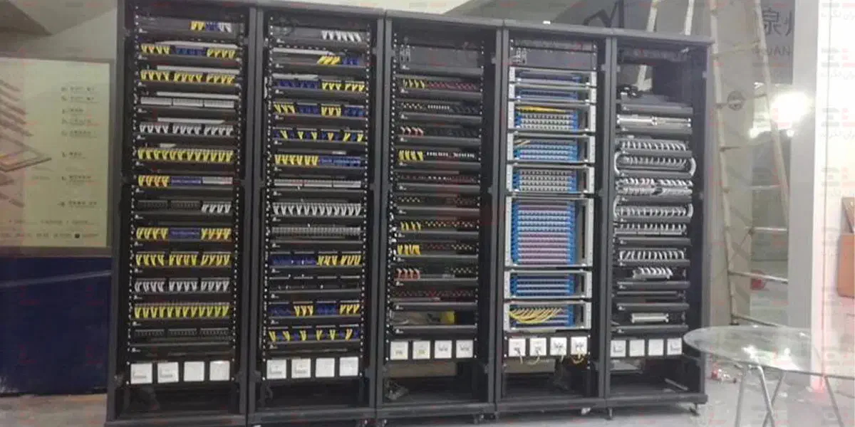 طراحی سایت، اپلیکیشن، شبکه و دوربین مداربسته|خدمات رایانهای و موبایل|شاهینشهر, شهرک امام علی|دیوار