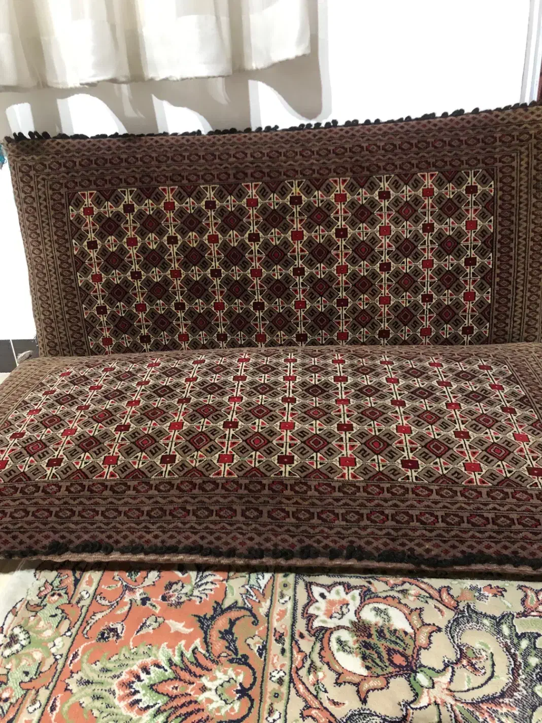 پشتی  یک جفت در حد نو|پشتی|عباس‌آباد, |دیوار