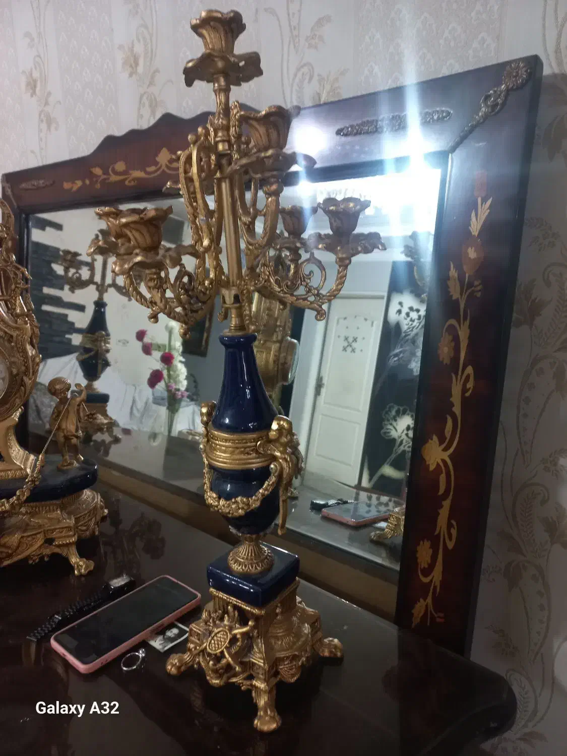 میز کنسول و آینه به همراه ساعت و دو شمعدان|بوفه، ویترین، کنسول|کرج, گلشهر|دیوار