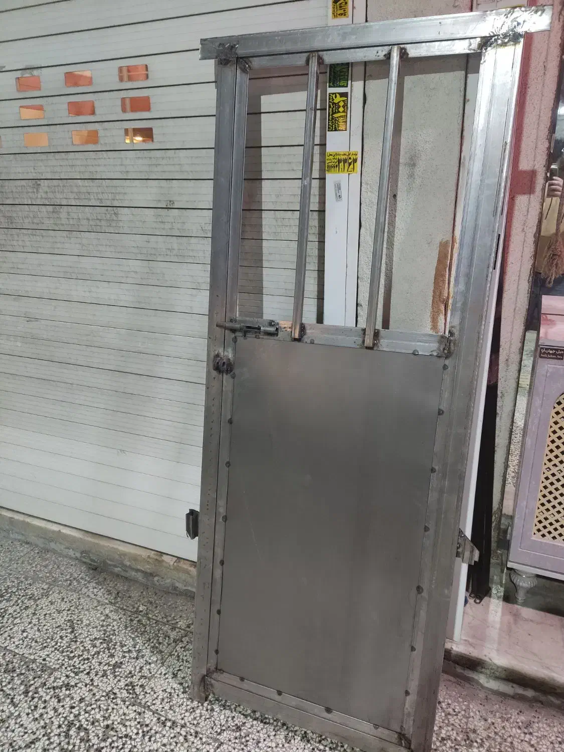 درب اهنی|مصالح و تجهیزات ساختمان|تنکابن, |دیوار