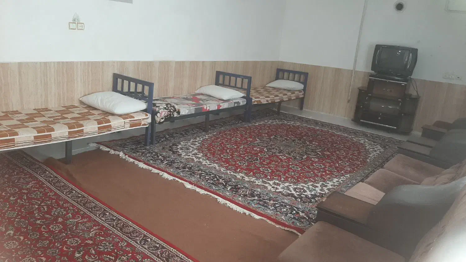 اجاره منزل شخصی سوییت (خابگاه دخترانه)|اجارهٔ کوتاه‌مدت آپارتمان و سوئیت|مشهد, کوی پلیس|دیوار