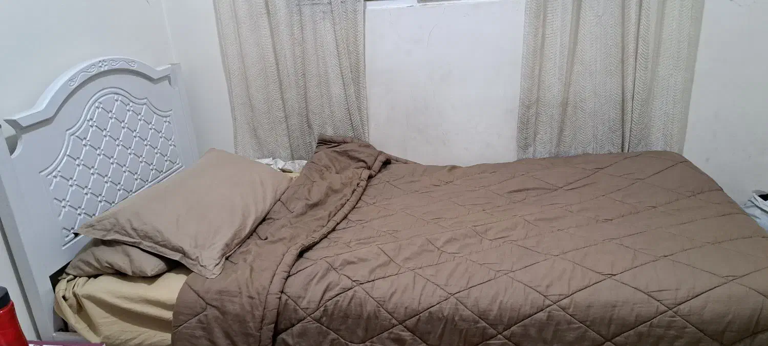 تخت خواب یک نفره با تشک|تخت و سرویس خواب|مشکین‌دشت, |دیوار