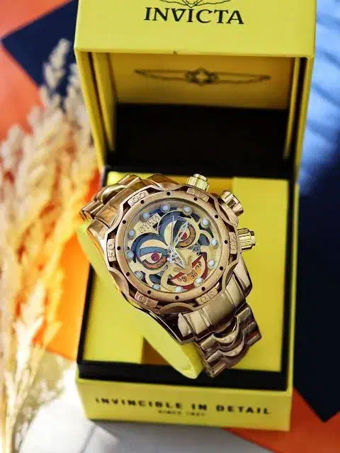 ساعت جوکر|ساعت|اهر, |دیوار