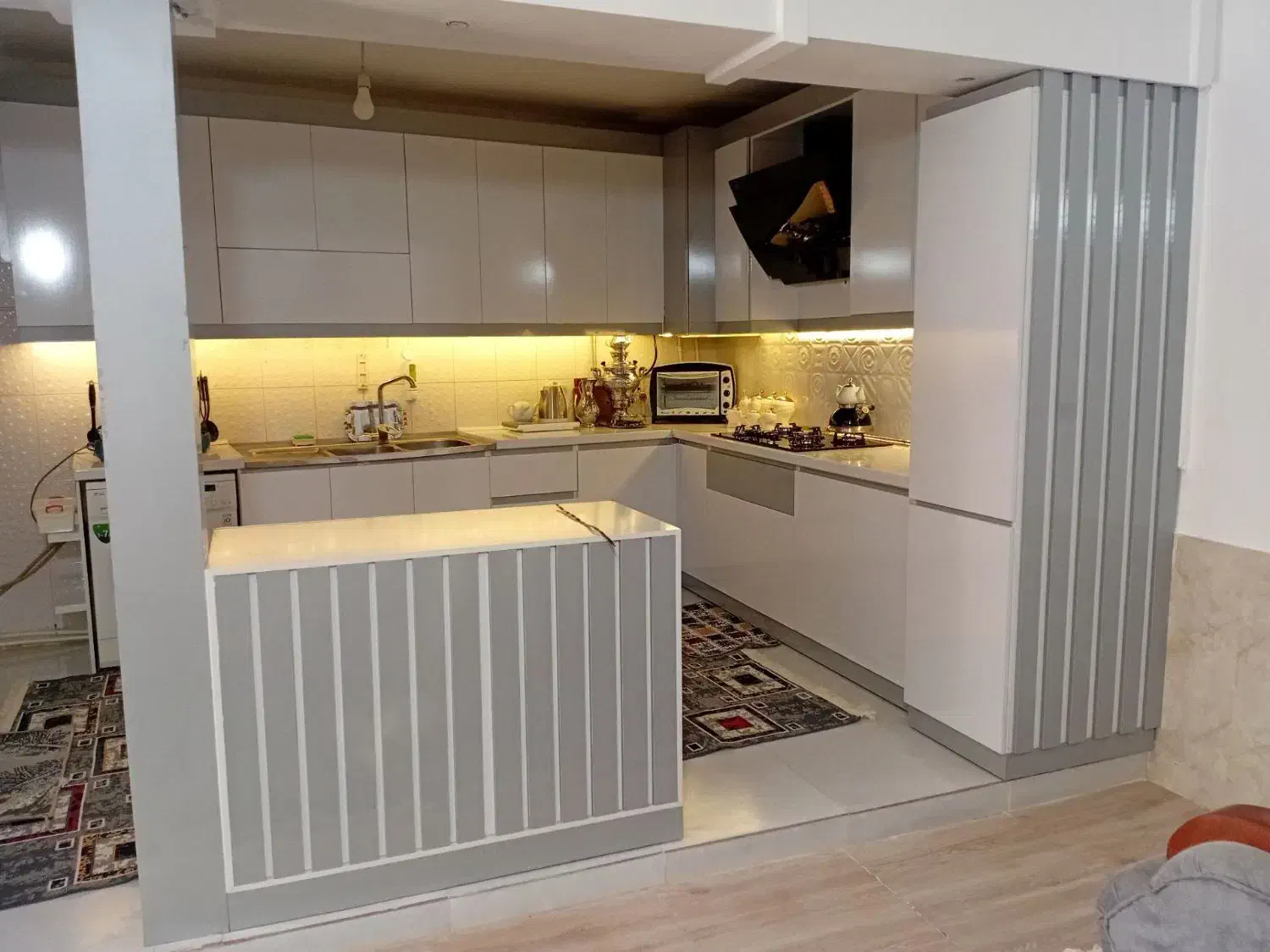 ساخت و اجرا انواع کابینت و کمد دیواری  سید|جاکفشی، کمد، دراور|چناران, |دیوار