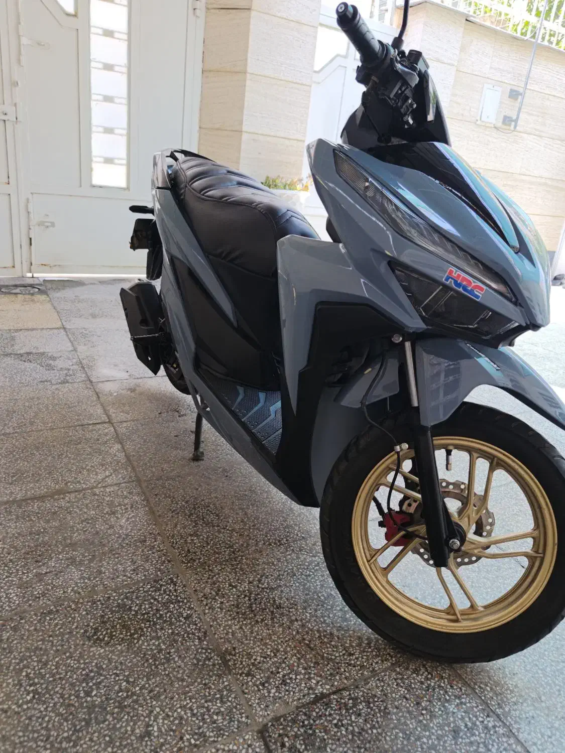 موتور کلیک 150cc تمیز و مرتب|موتورسیکلت|شیراز, شهرک مدرس|دیوار