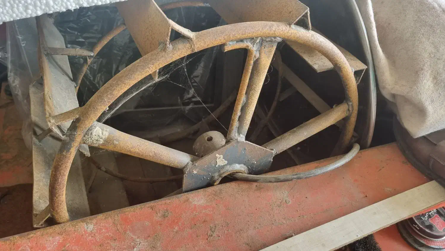 فروش تیلر کشاورزی|ماشین‌آلات صنعتی|رشت, حاجی آباد|دیوار