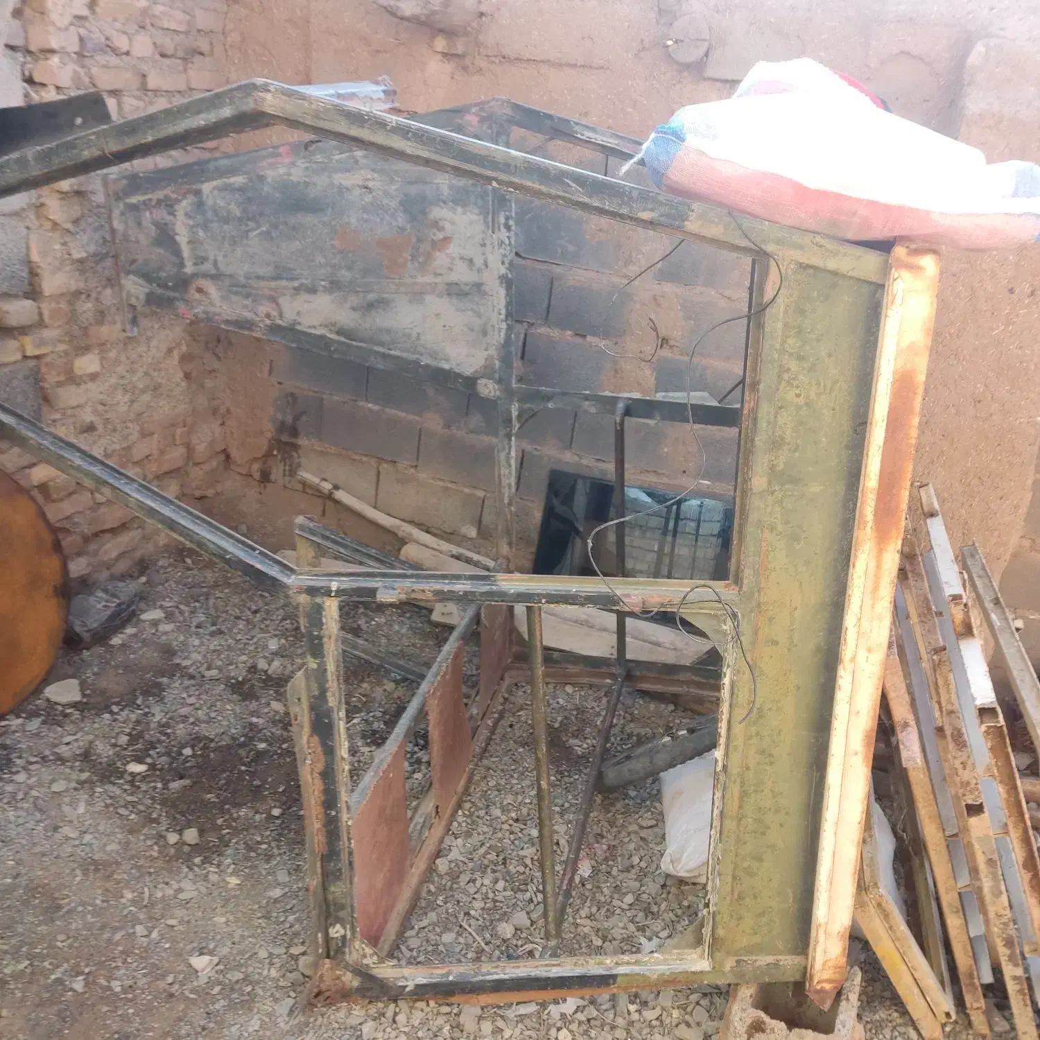 اتاق تراکت فراگسم|خودرو سنگین|تربت جام, جلگه موسی آباد|دیوار