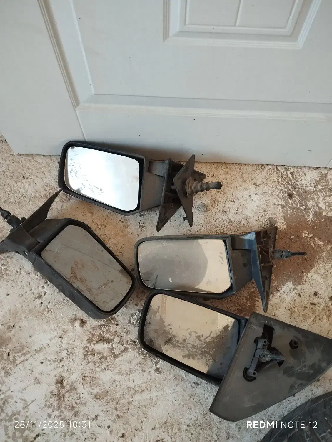 درب چوبی و وسایل پیکان وانت|قطعات یدکی و لوازم جانبی|تربت جام, میان جام|دیوار