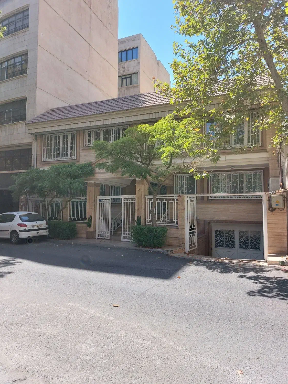 خانه ۱۴۰ متری ویلایی ۲ خوابه در فرمانیه|اجارهٔ خانه و ویلا|تهران, فرمانیه|دیوار