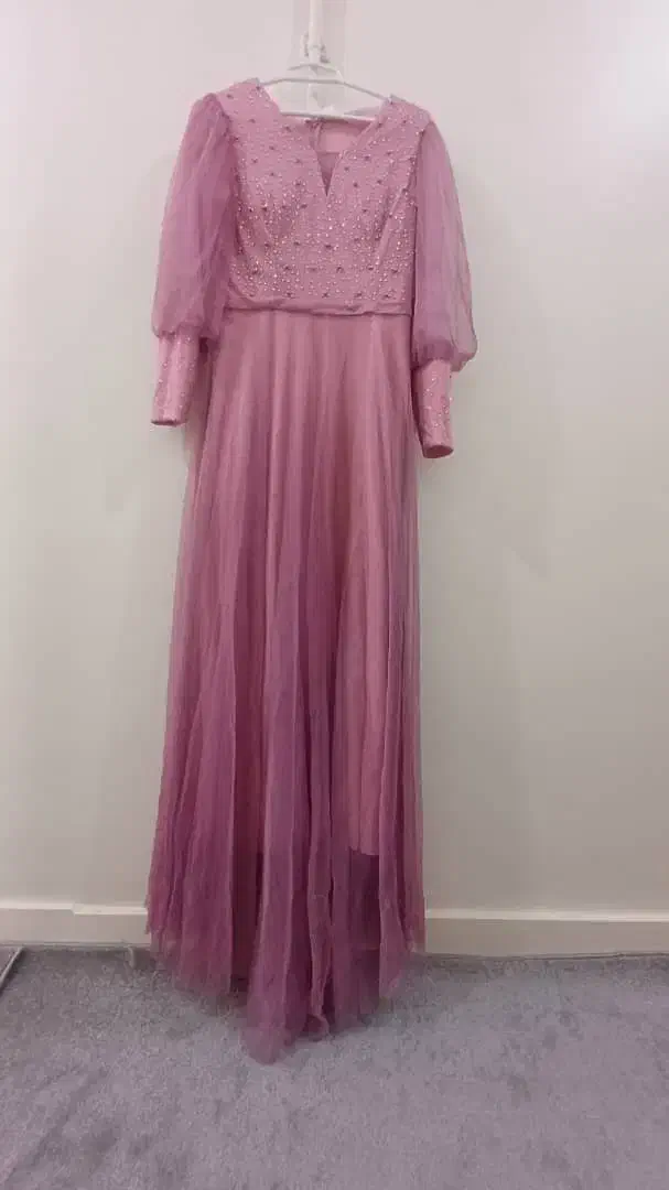 لباس مجلسی|لباس|گتوند, |دیوار