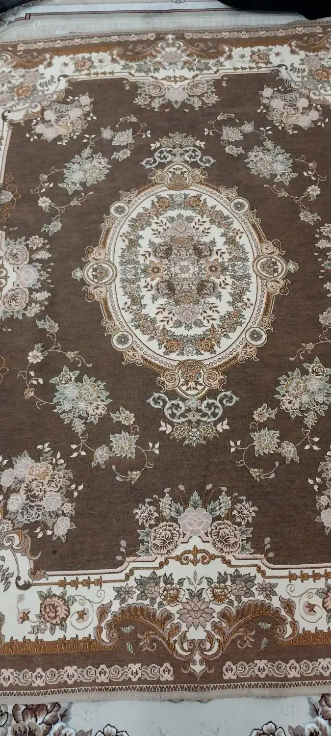 پادری|فرش|کرج, دهقان ویلا|دیوار