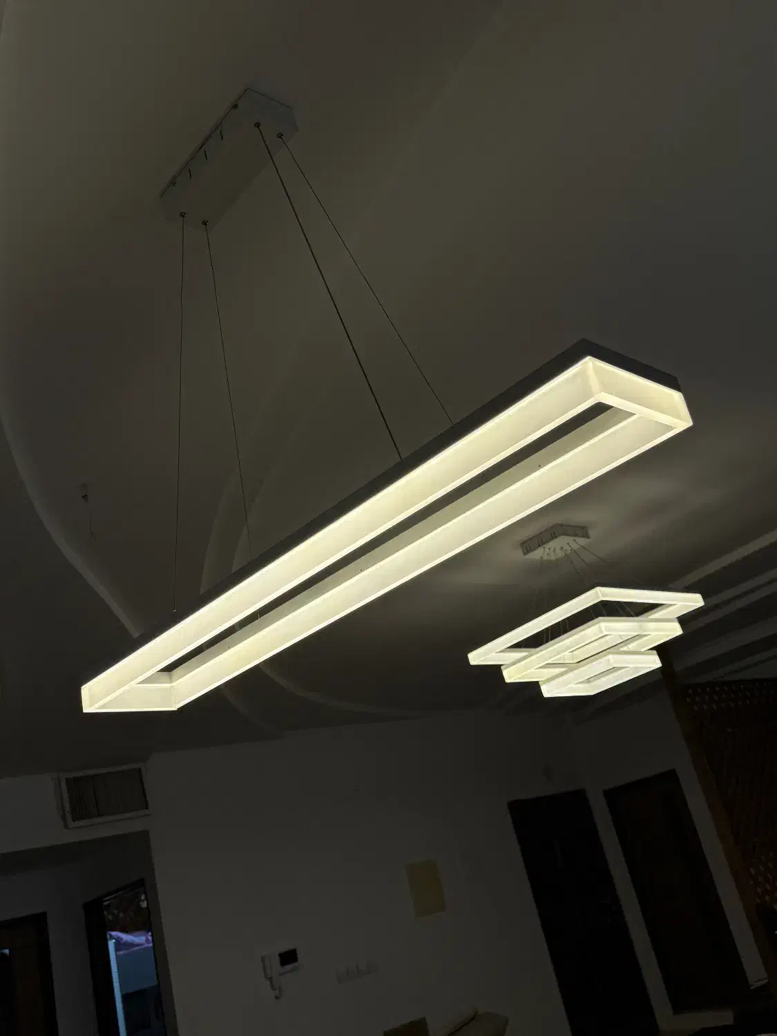 لوستر ۲عدد|لوستر و چراغ آویز|قم, زنبیل آباد|دیوار