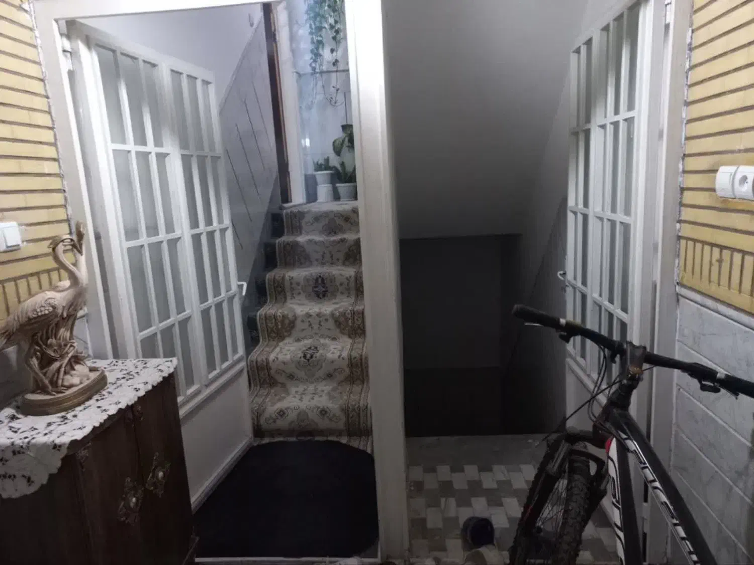 اجاره منزل|اجارهٔ خانه و ویلا|قم, زنبیل آباد|دیوار