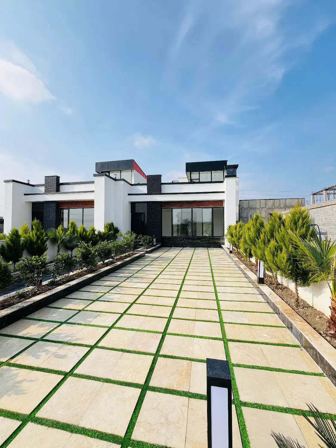 ویلا طرح دوبلکس شهرکی* دارای روف و شاهنشین*|فروش خانه و ویلا|سرخرود, |دیوار