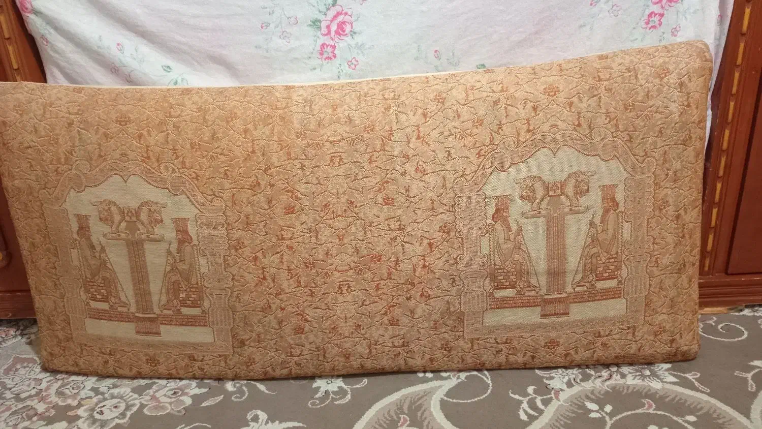 دوجفت پشتی|پشتی|قوچان, |دیوار