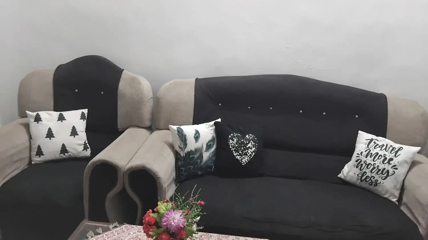 مبل ۶ نفره ب همراه میز عسلی|مبلمان خانگی و میز عسلی|قائم‌شهر, |دیوار