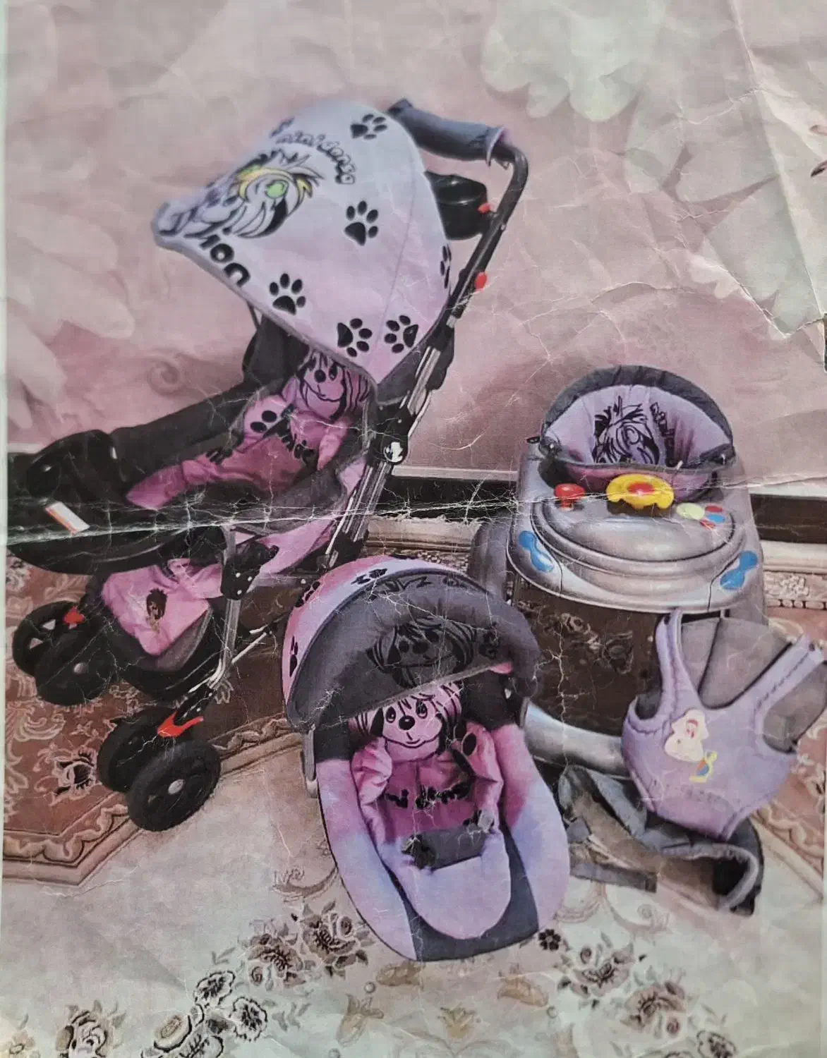 کالسکه و کریر و روروئک و جلیقه حمل نوزاد|کالسکه و لوازم جانبی|شاهین‌شهر, مخابرات (شهید بهشتی)|دیوار