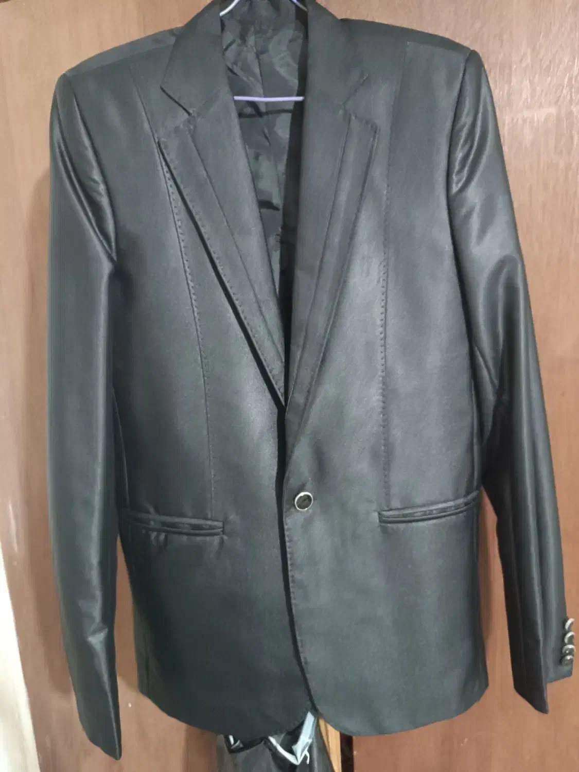 ۳ عدد کت درحدنو|لباس|گرگان, |دیوار