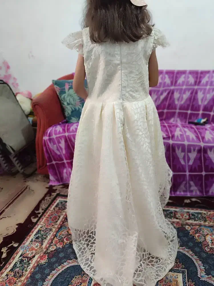 لباس عروس کودک|لباس|شیراز, درکی|دیوار