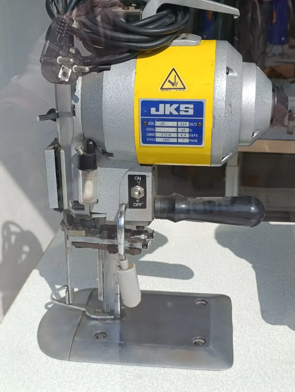 قیچی برش پارچه|چرخ خیاطی و ریسندگی|بندر گناوه, |دیوار