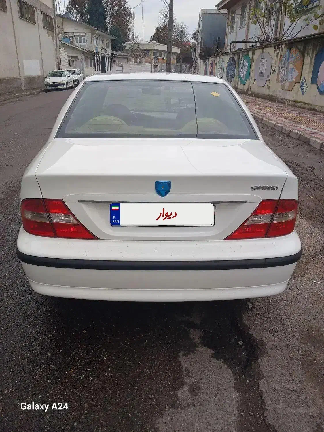 ماشین سمند1392بی رنگ وبی ضربه درحد صفر|خودرو سواری و وانت|رشت, معلم|دیوار